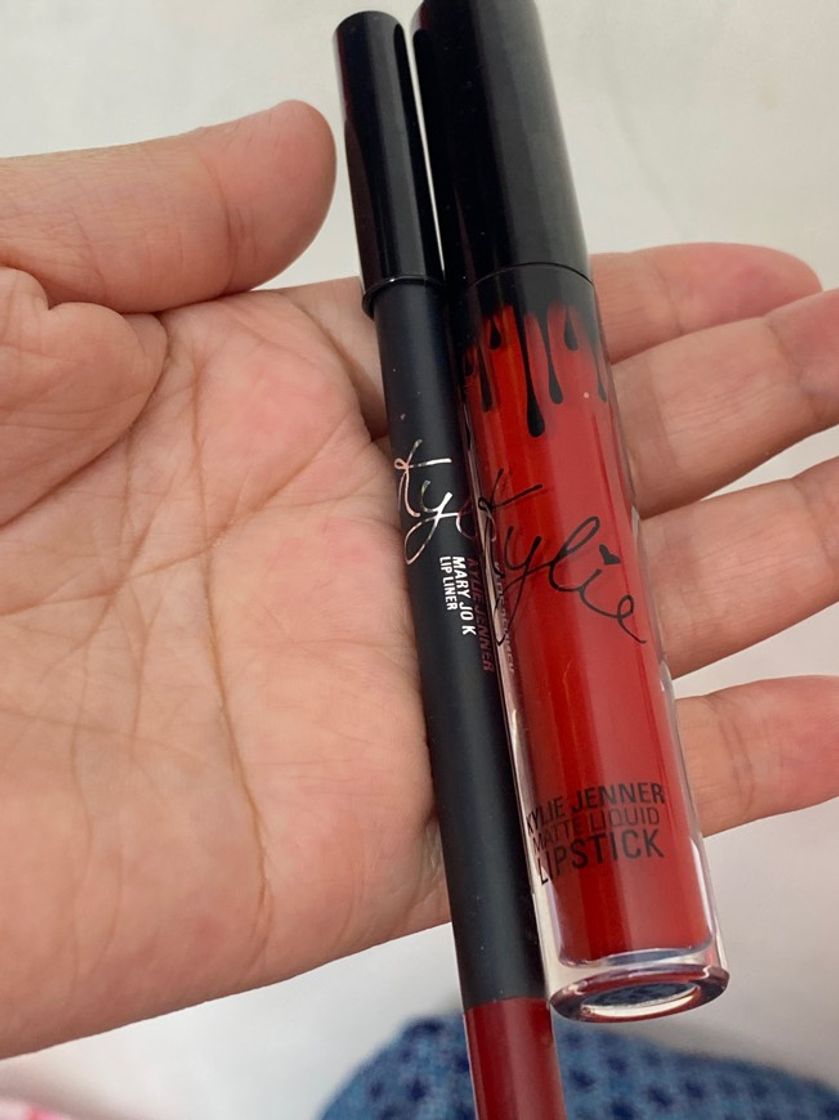 Belleza KYLIE JENNER Lip Kit In Shade KOKO K *SOLD OUT*