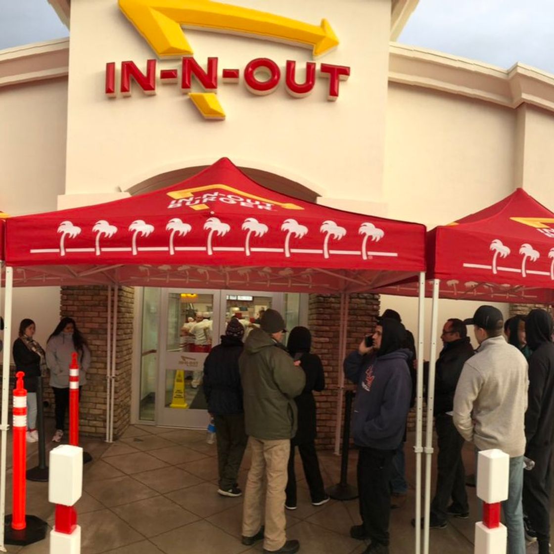 Restaurants In-N-Out Burger