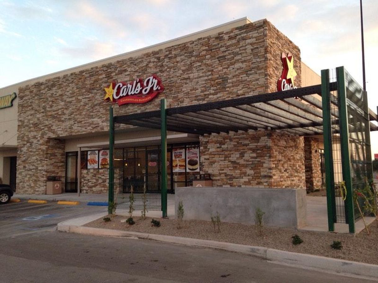 Restaurantes Carl's Jr. - Plaza Tec