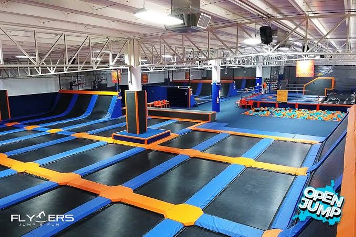 Lugar FLYERS JUMP & FUN