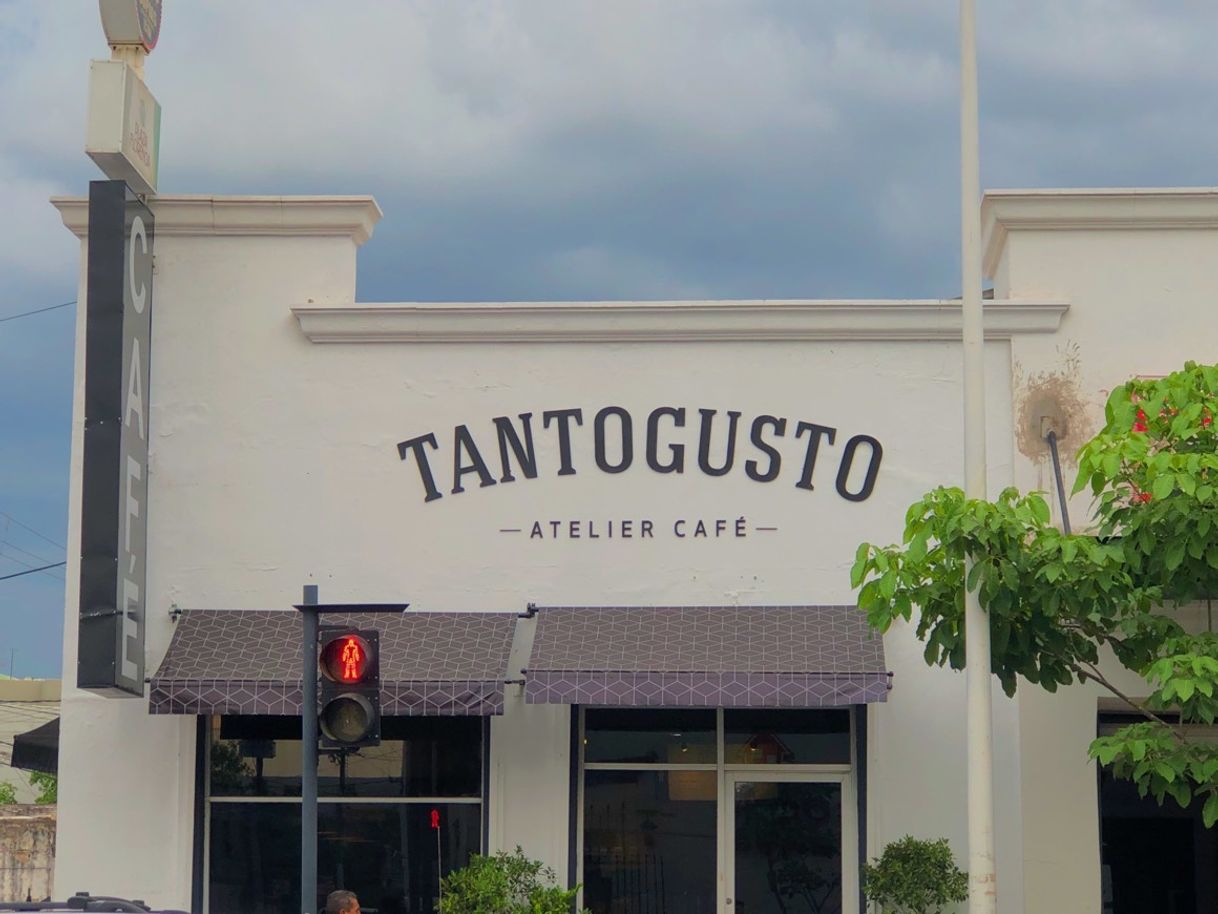 TantoGusto Café