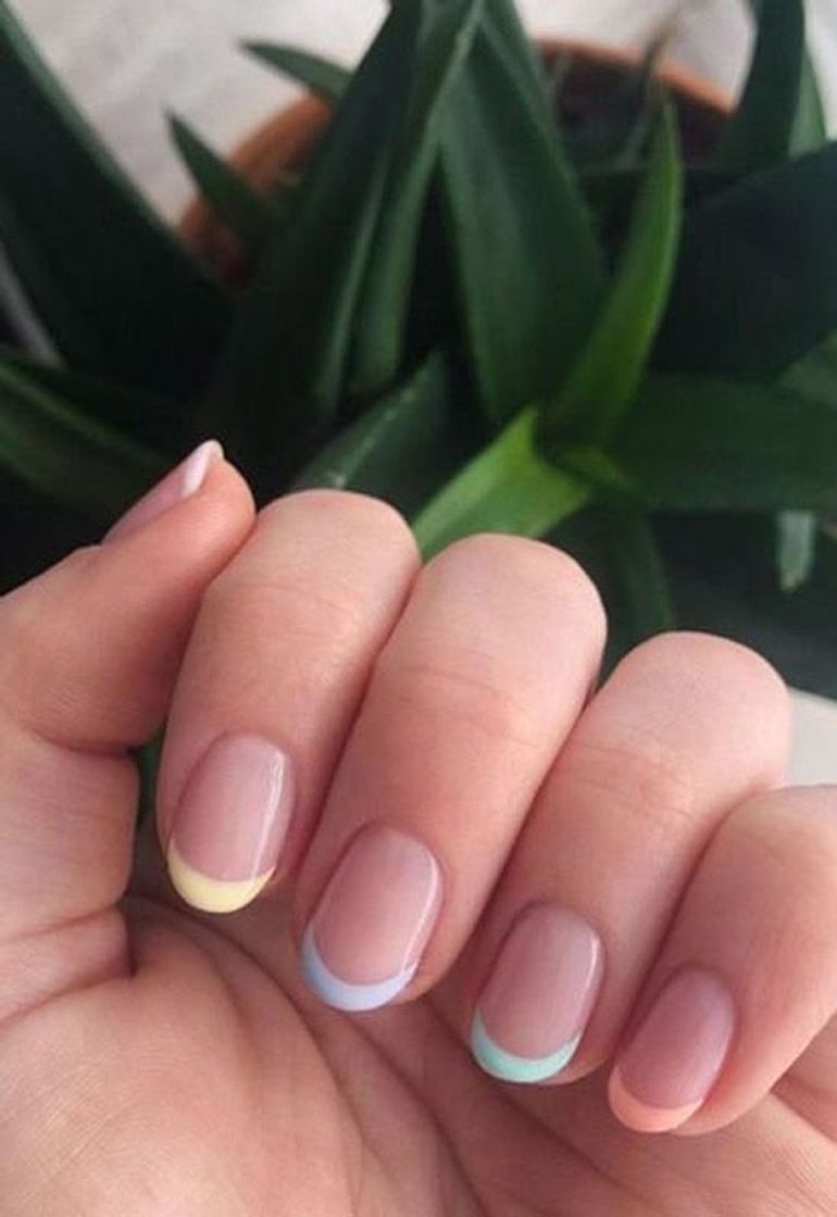 Social Nails