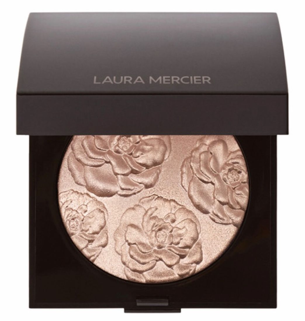 Products LAURA MERCIER
FACE ILLUMINATOR