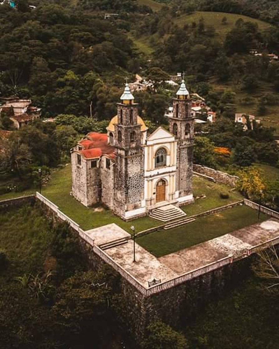Lugar Xochitlán