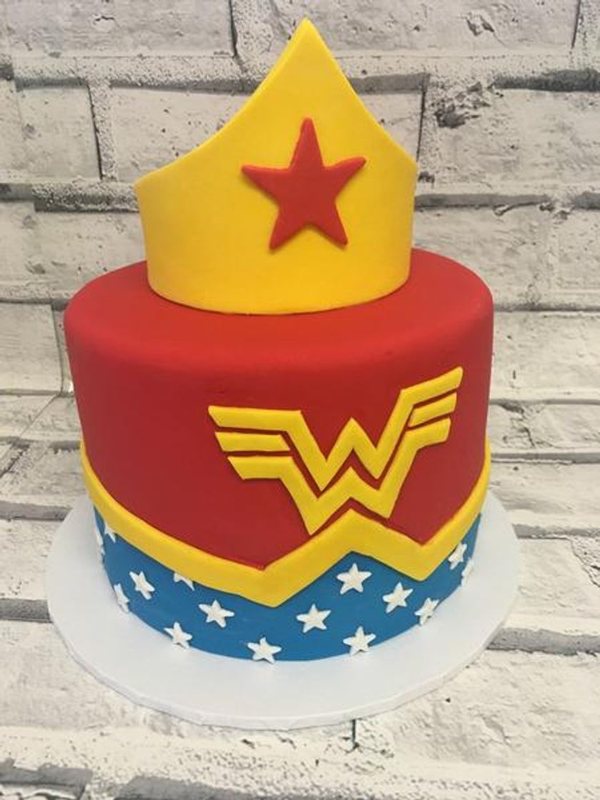 Moda Wonderwoman cake