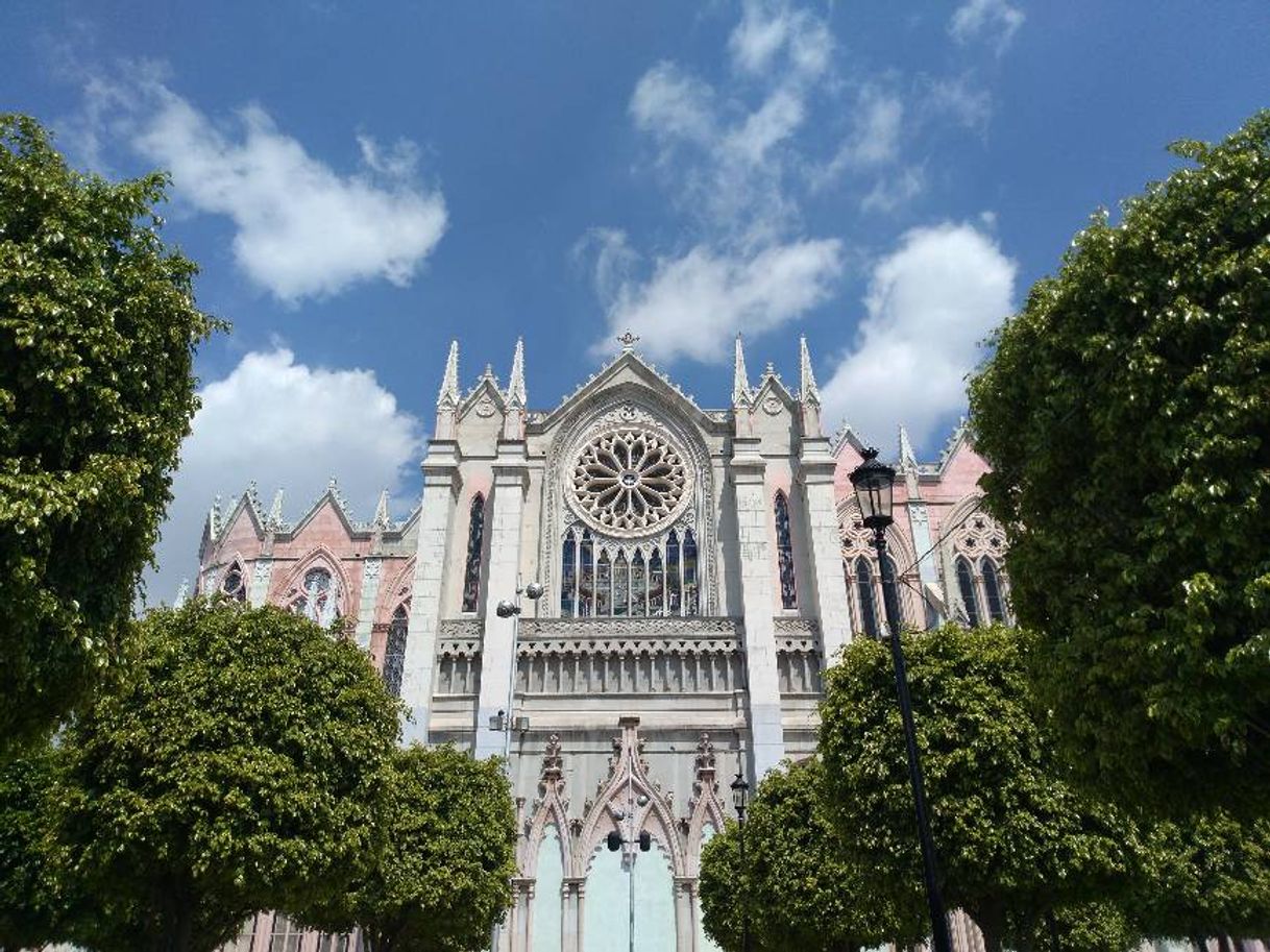 Lugar Templo Expiatorio Diocesano del Sagrado Corazón de Jesús