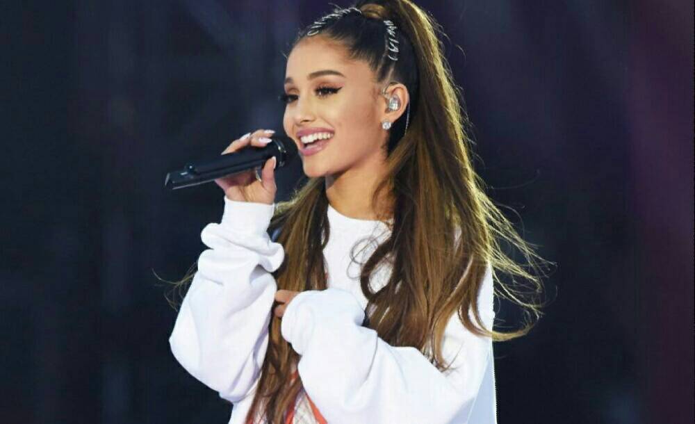 Moda Ariana Grande - YouTube