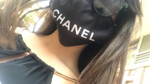 Mascarilla Chanel 