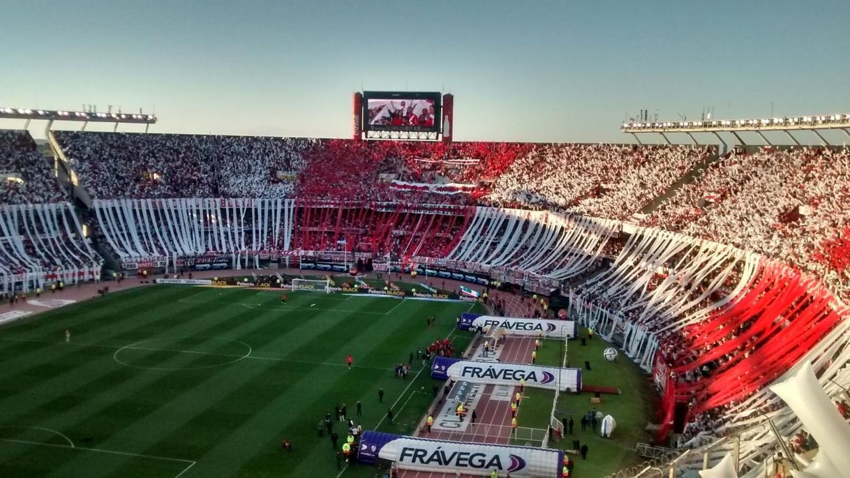 Lugar Estadio Antonio Vespucio Liberti