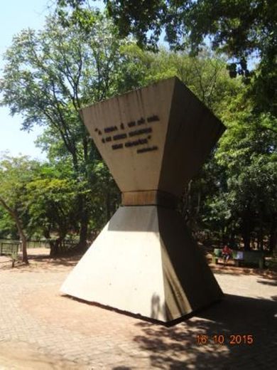 Monumento à paz mundial