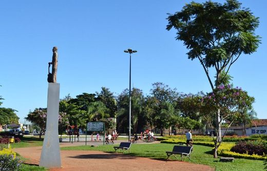 Praça do Violeiro