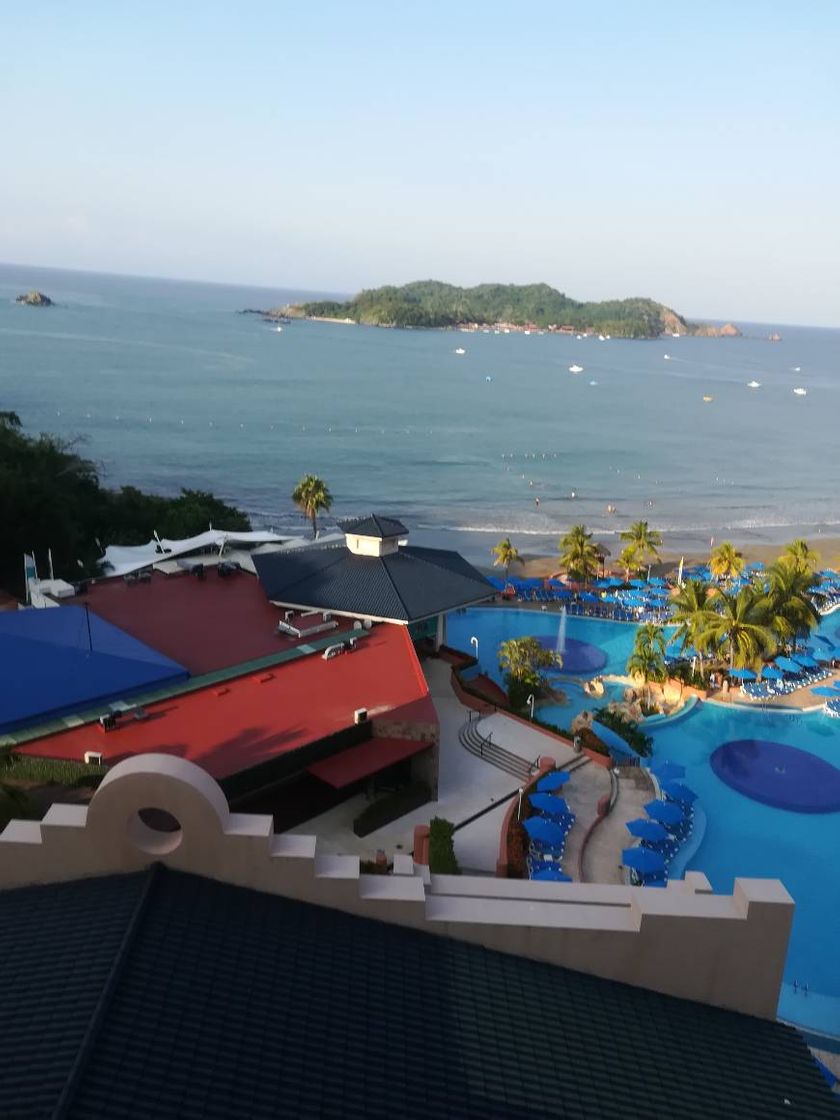 Place Azul Ixtapa Hotels