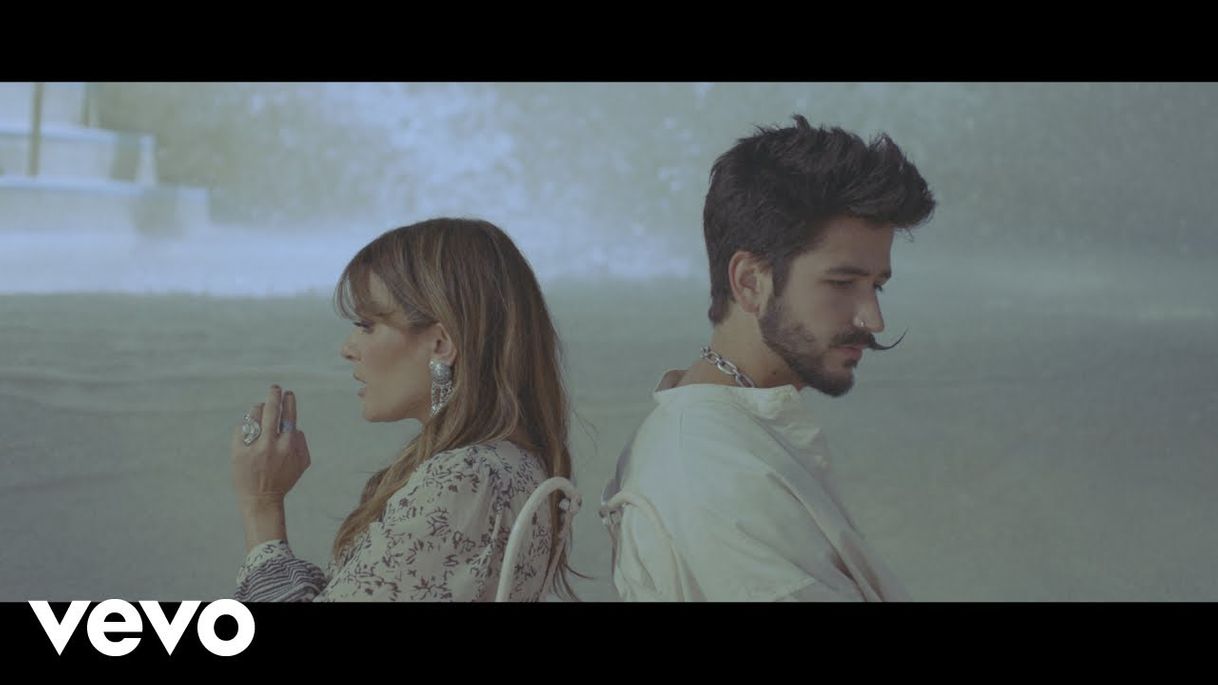 Fashion Kany García, Camilo - Titanic (Official Video) - YouTube