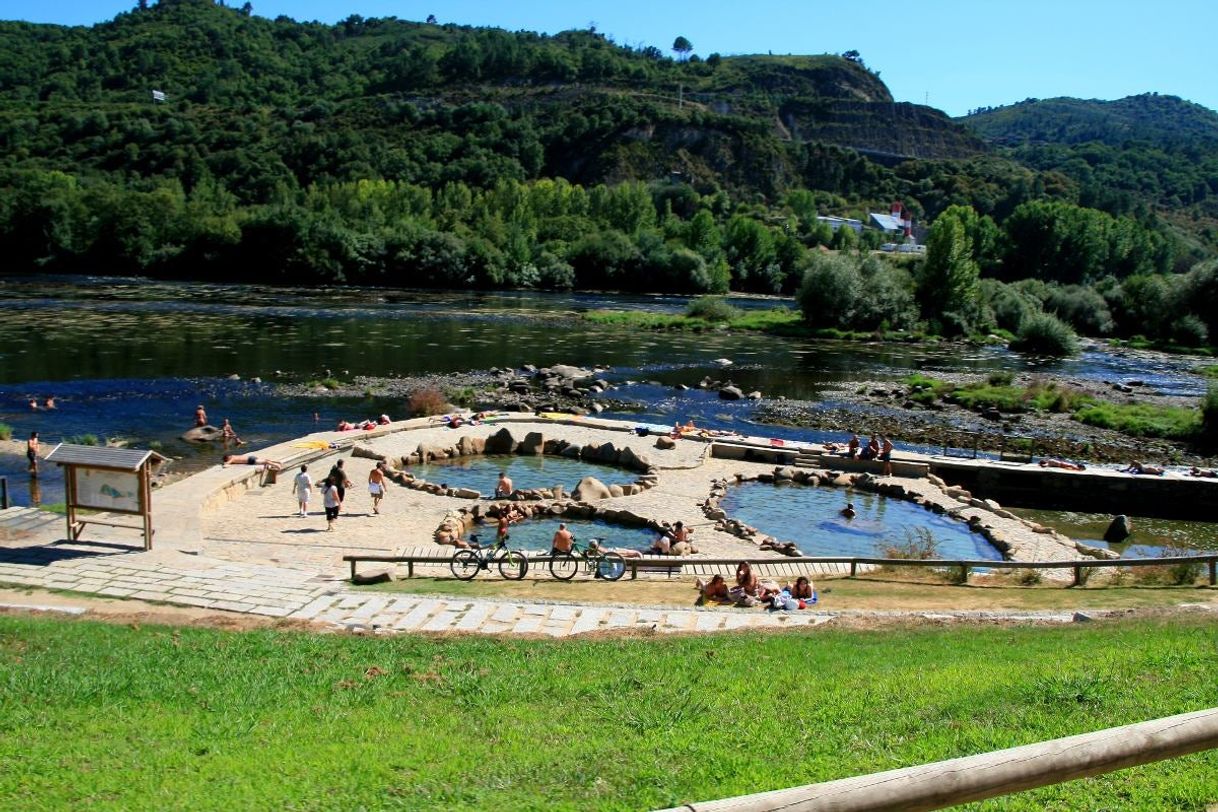 Lugar Termas de A Chavasqueira