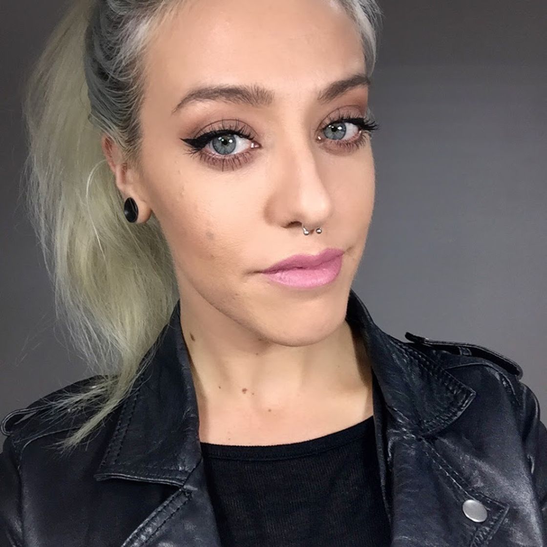 Social EsbattTV - YouTube