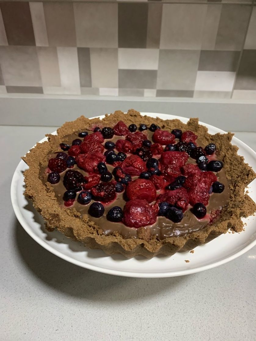 Social Torta de chocolate com frutas vermelhas 