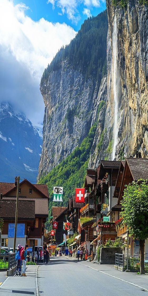 Place Suiza