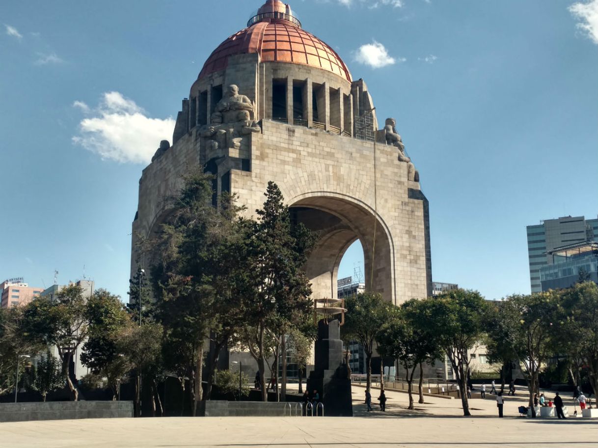 Lugar Monumento a la Revolucion