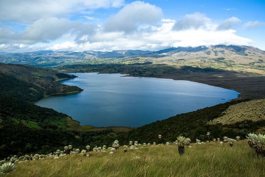 Laguna de Cumbal