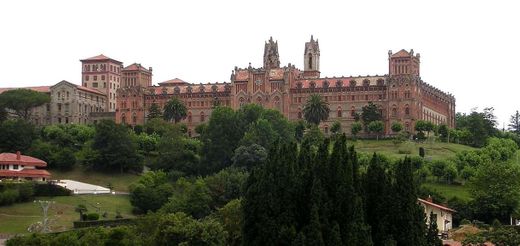 Universidad Pontificia Comillas