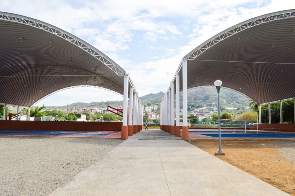 Place Unidad Deportiva de Zihuatanejo