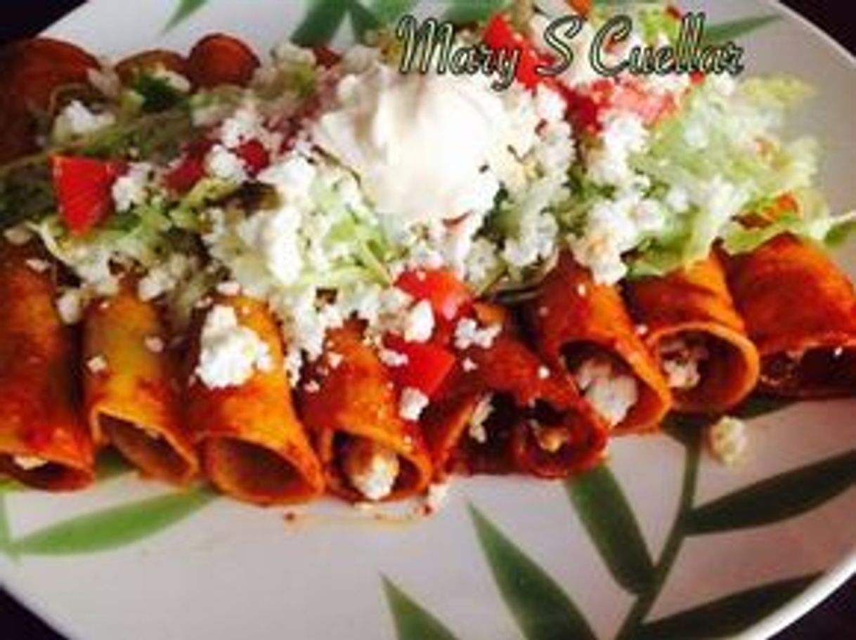 Social Enchiladas Rojas 