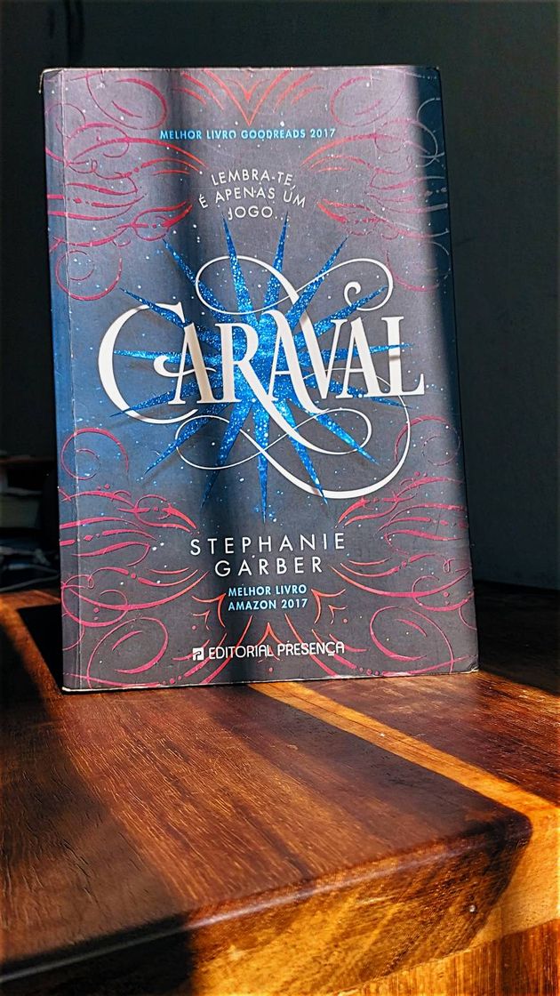 Libro Caraval Collector's Edition