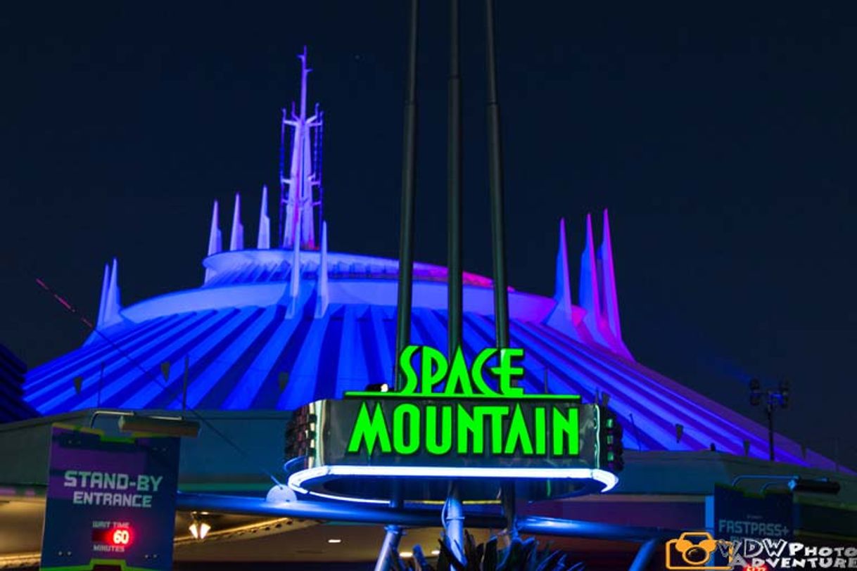 Lugar Space Mountain