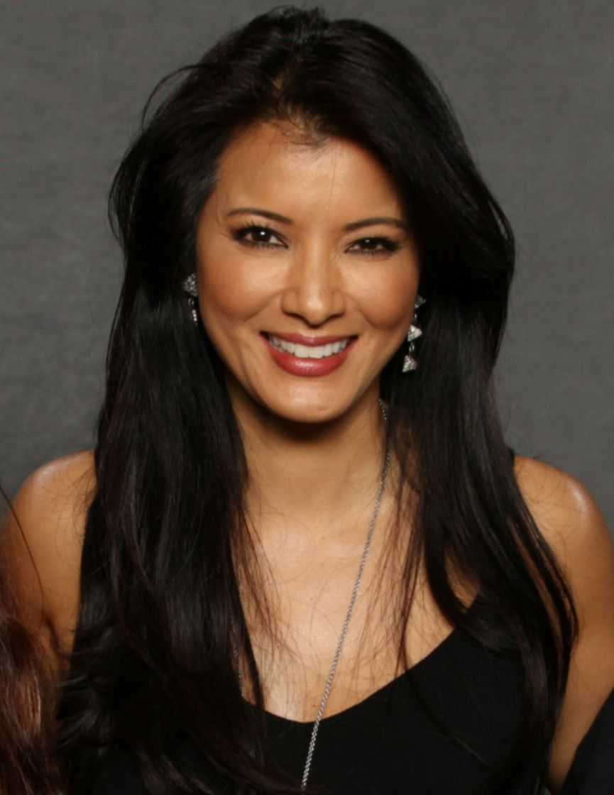 Moda Kelly Hu 