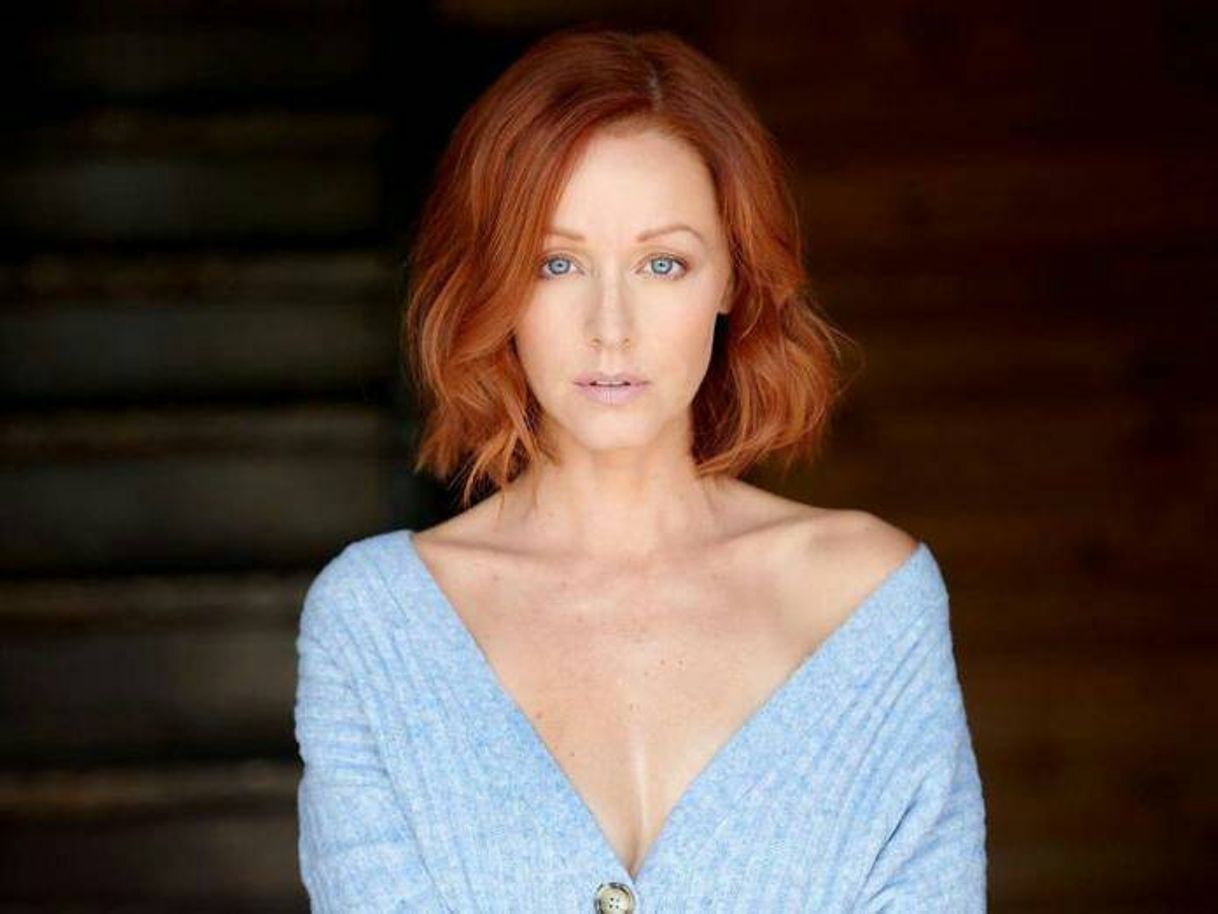 Fashion Lindy Booth 