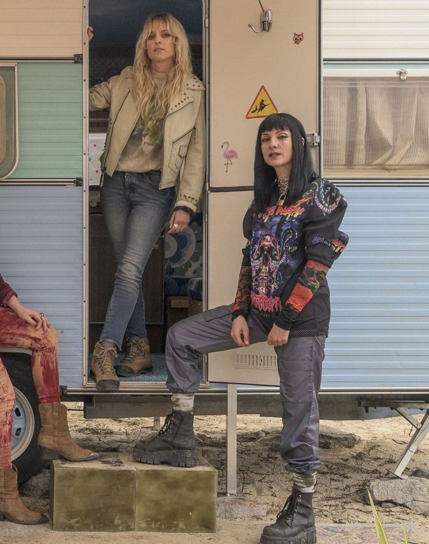 Serie Vis a Vis: El Oasis