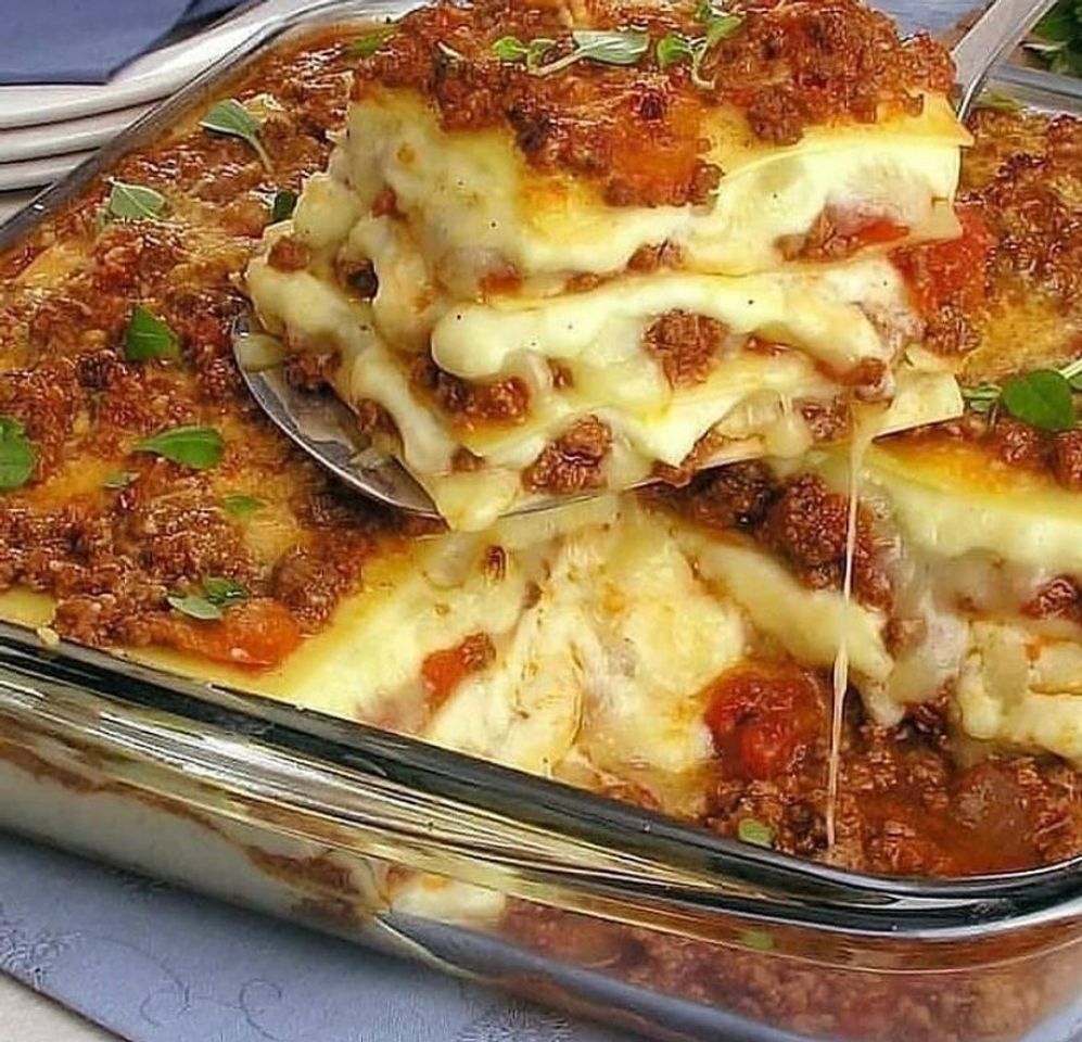 Social Lasanha com escondidinho de carne moída 