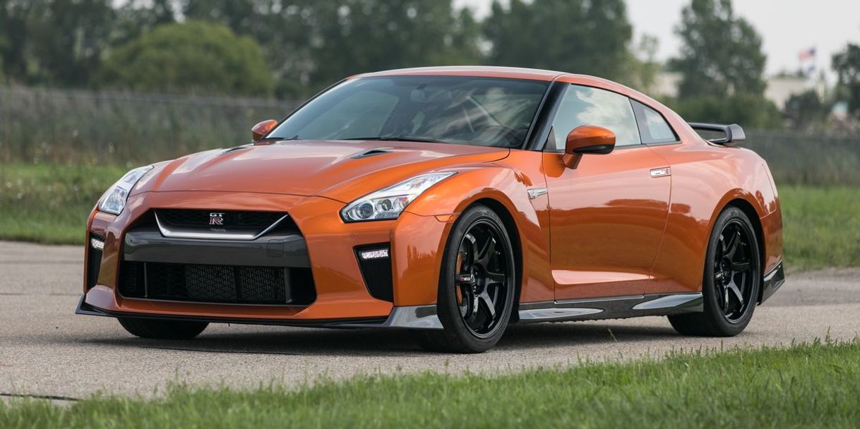 Moda Nissan GTR 