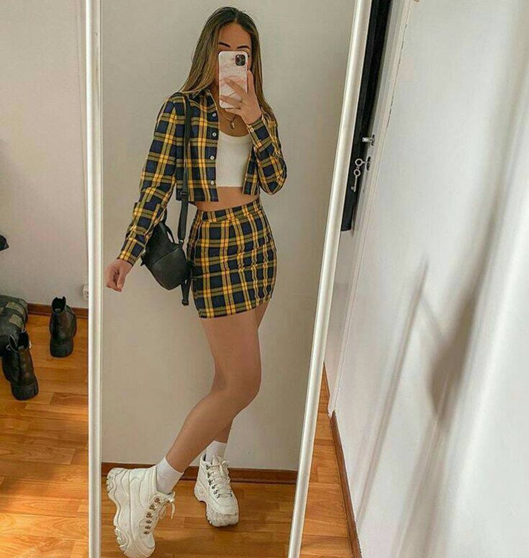 Fashion Pose para arrasar no Espelho 