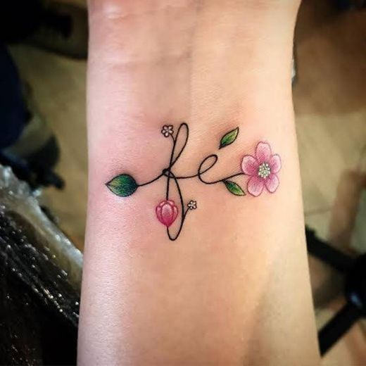 Frase: Fe | Tatuajes elegantes, Tatuajes, Tatuajes preciosos