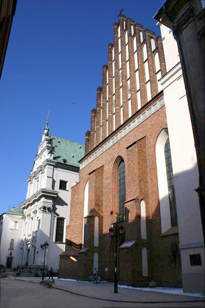 Place St. John's Cathedral in Warsaw