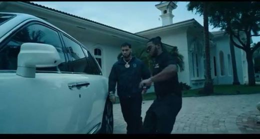 Anuel AA - Narcos (Video Oficial) - YouTube