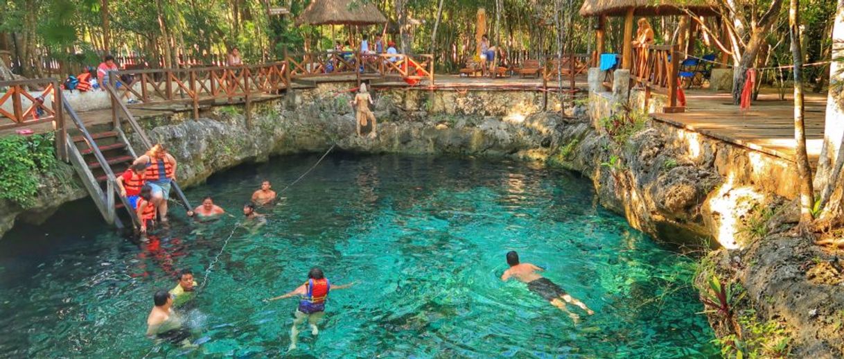 Place Cenote Zacil-Ha