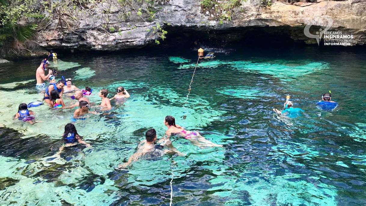 Place Cenote Azul