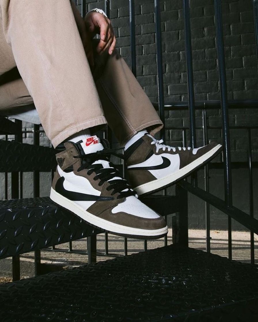 Social air jordan 1xtravis scott
