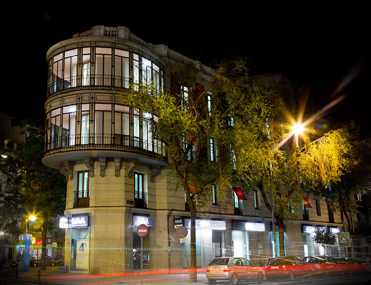 Lugar Centro Superior KATARINA GURSKA