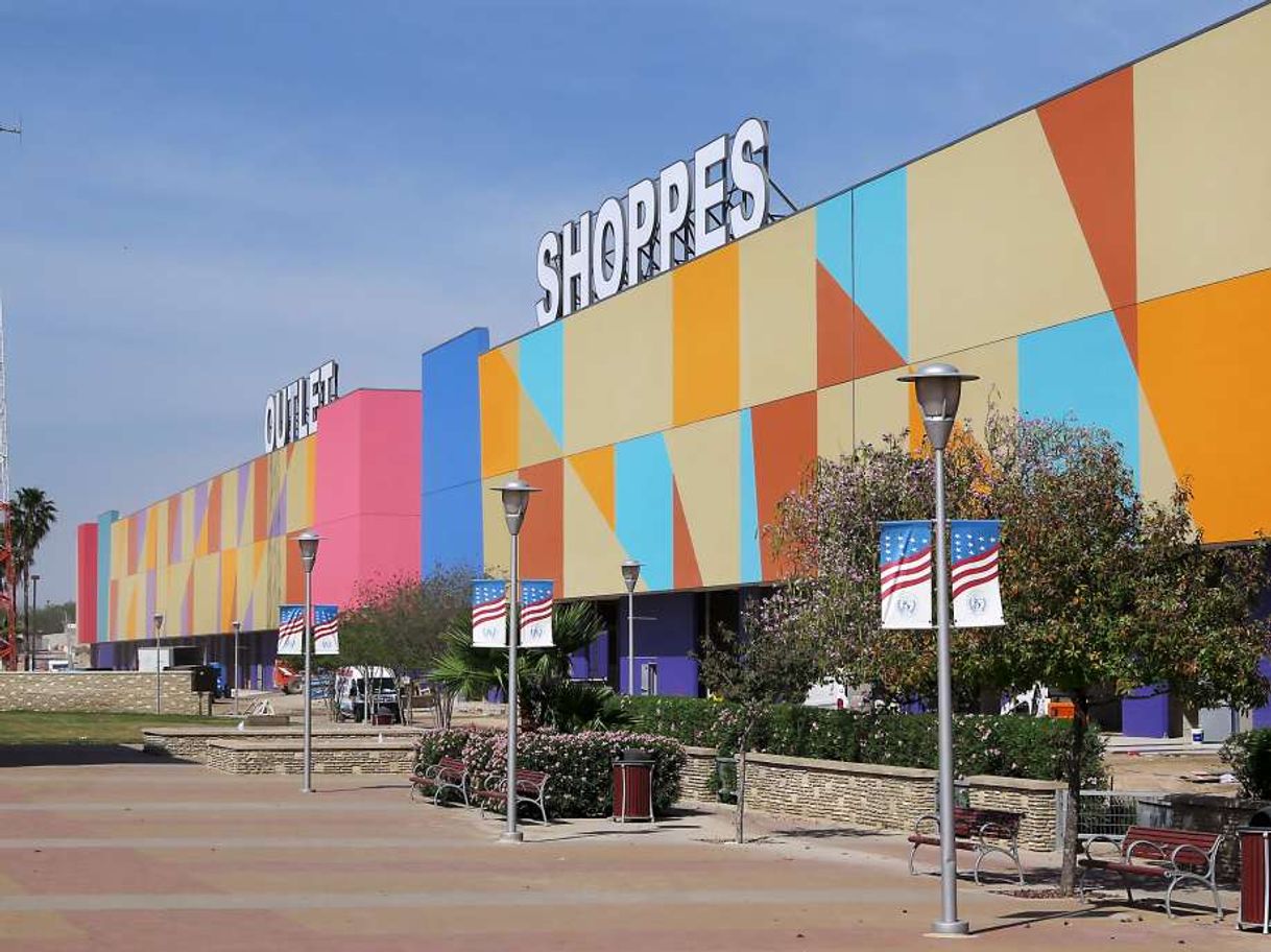 Place The Outlet Shoppes at Laredo