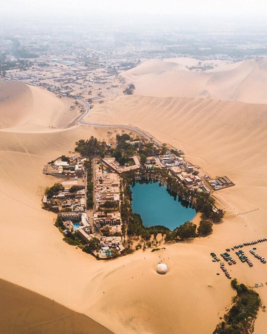 Place Huacachina Ica