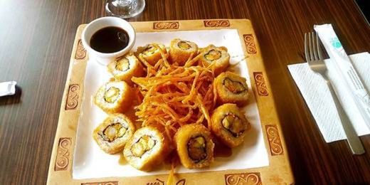 D'Lúa Pasta & Sushi