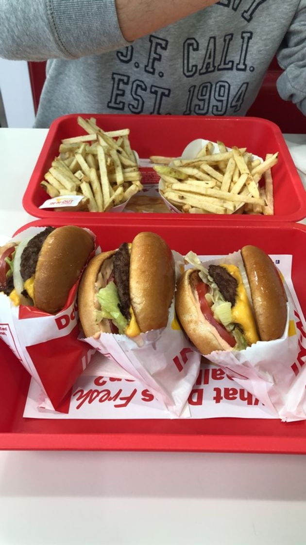 Lugar In-N-Out Burger