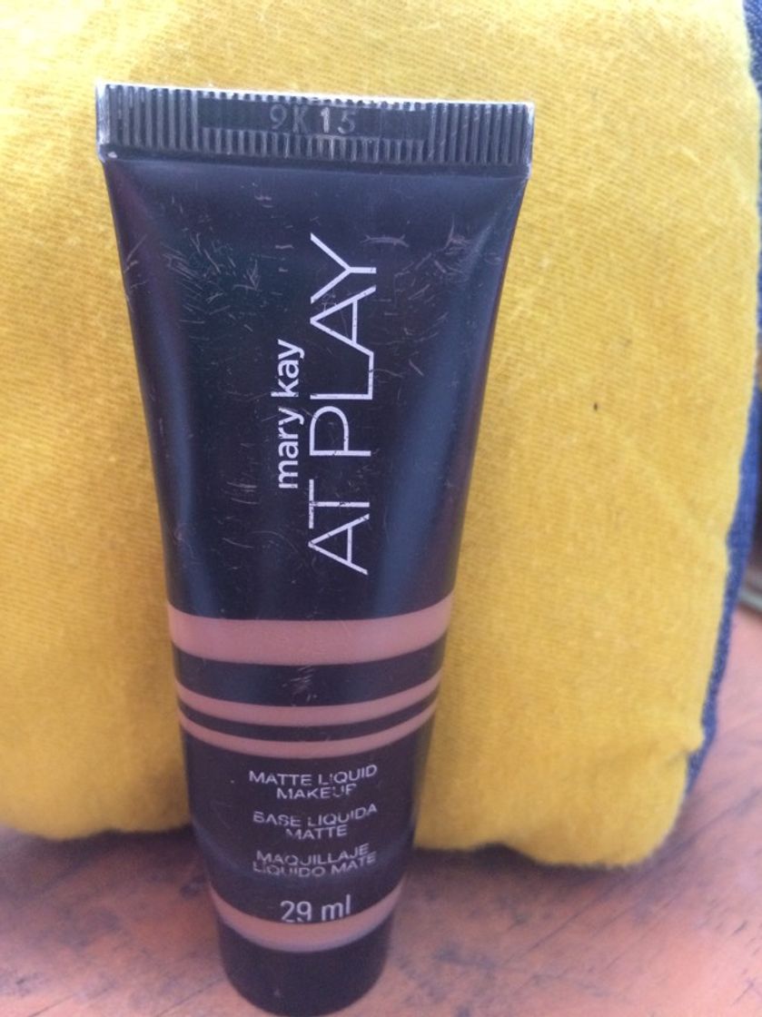 Moda Base mate AT PLAY de mary kay 