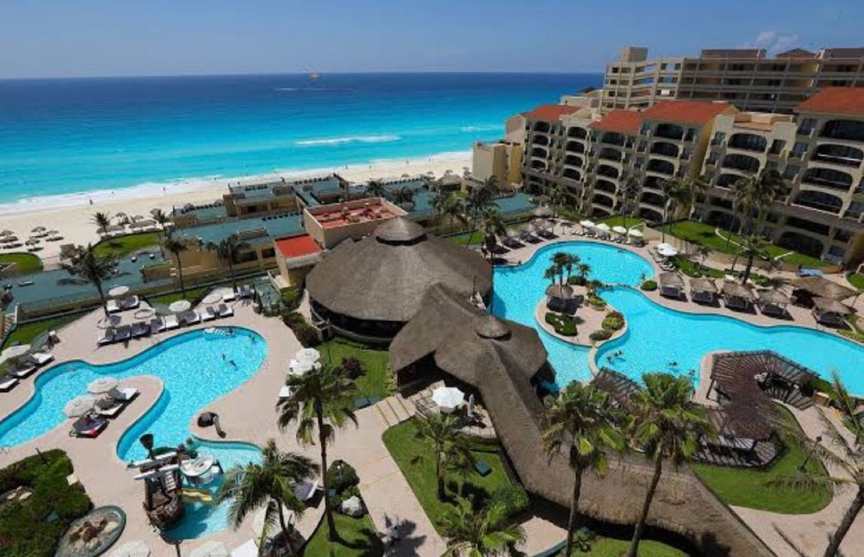 Place Hotel Emporio Cancún