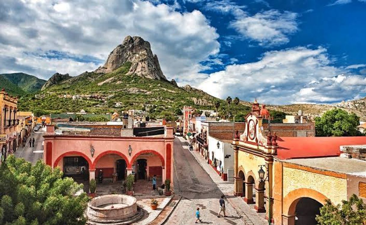 Place Peña de Bernal