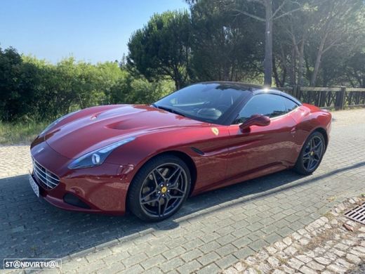 Ferrari California T 560cv