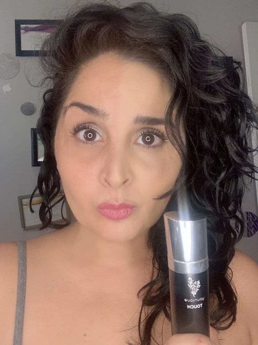 Base en aerosol  younique 